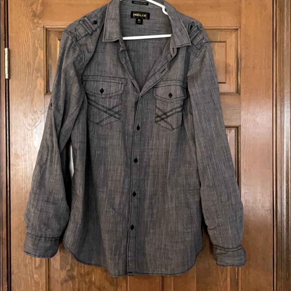 Men’s button down shirt EUC